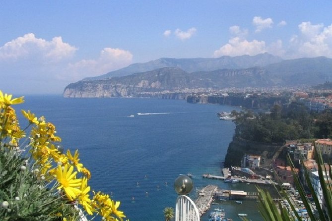Private Day Tour: Sorrento, Positano, Amalfi, Ravello from Naples - Positano: the postcard view, with crowds attached
