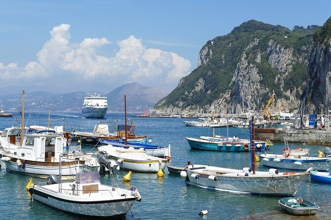 Private Full-Day Capri and Blue Grotto Stress Free Tour from Rome - Faraglioni, Capri’s unmistakable rock symbols