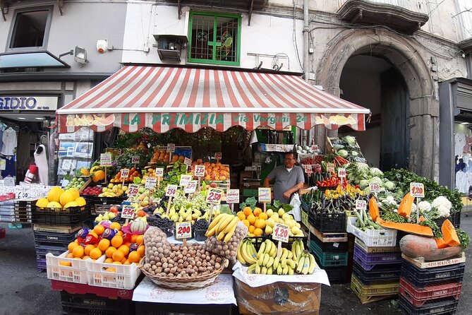 Private Guided Tour Visit Marvelous Naples as if you were a Neapolitan - Quartieri Spagnoli, the city’s more personal side
