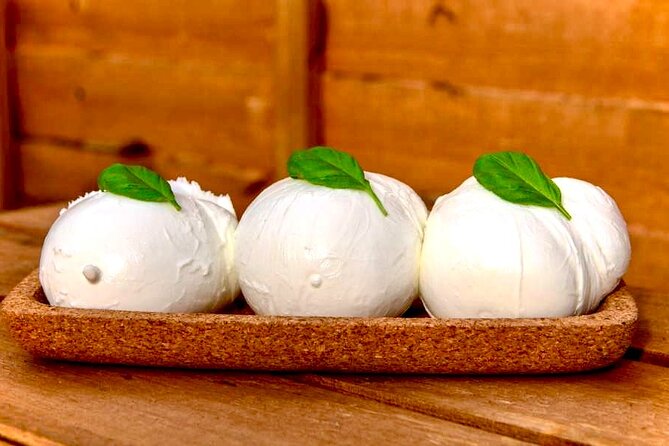 Private Naples Culinary Tour: Pizza, Wine & Local Tastings - Two tasting stops along Spaccanapoli