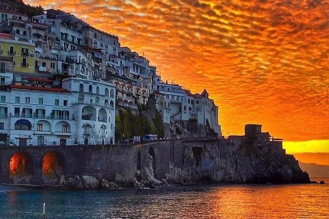 Private Tour Amalfi Coast From Naples - Lunch on the coast, with the price left open
