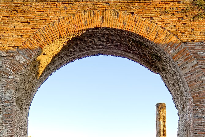 Private Tour in Pompeii Sorrento and Positano - Positano viewpoints and one hour in the village
