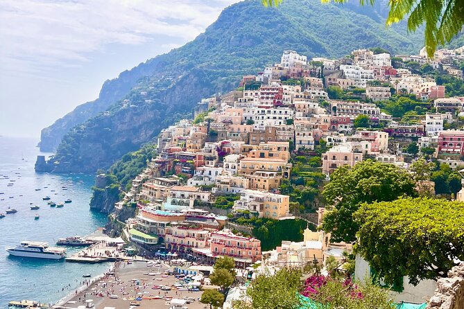 Private Tour Ischia Procida Capri Positano Amalfi by Speedboat - Procida brings color and quieter bays