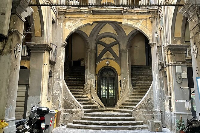 Private tour of Naples with street food tasting - Timing, walking, and practical planning