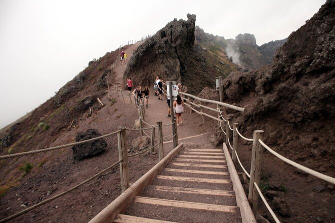 Private Tour of Pompeii, Herculaneum and Vesuvius from Naples - The coral workshop near Pompeii