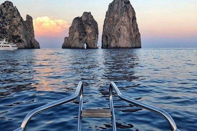 Private Tour of the Amalfi Coast and Pompeii - Seeing the Amalfi Coast from the boat
