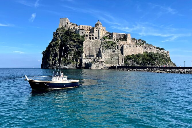Private tour of the island of Ischia and/or Procida on Gozzo Apreamare - Choosing Procida instead of more Ischia