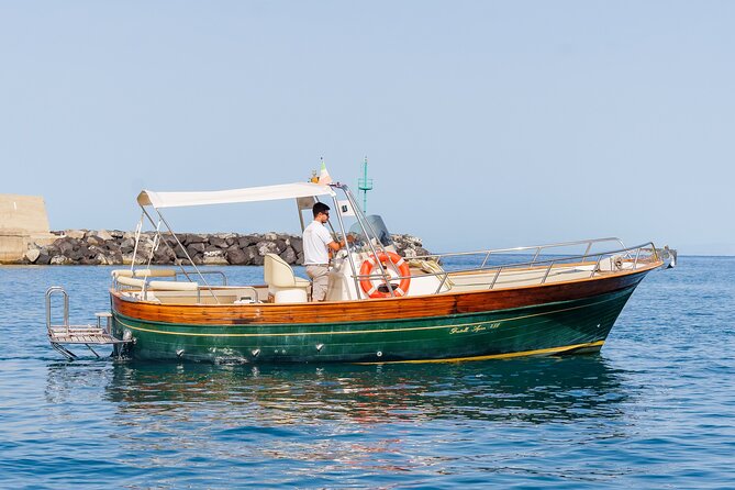 Private tour of the island of Ischia on a Fratelli Aprea gozzo - Sorgeto’s warm water flowing into the sea