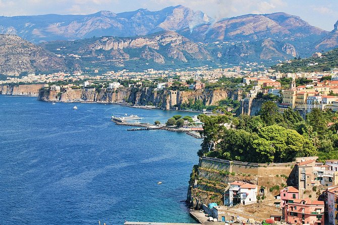 Private Tour Sorrento, Amalfi Coast, and Pompeii from Naples - Food, tickets, and what to carry