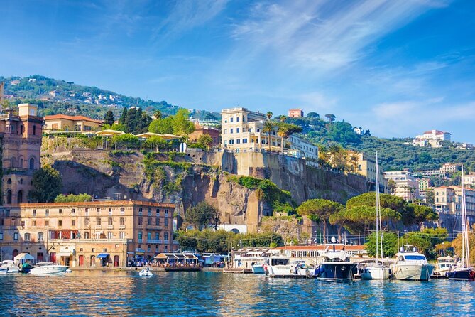 Private Tour to Pompei Sorrento and Positano with English speaking Driver/Guide - A scenic pause along the Sorrento Coast