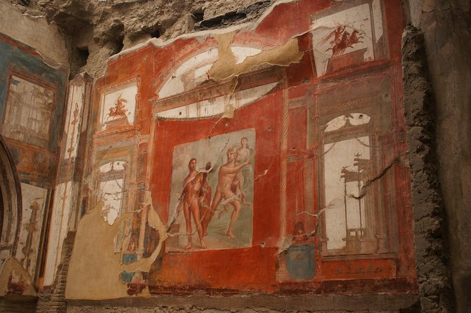 Private tour to Pompeii Herculaneum and Vesuvius - Should you book it?