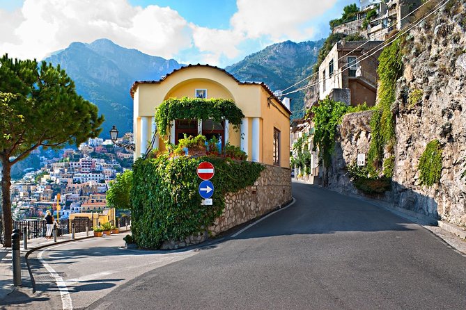 Private Transfer: from Naples (hotel-airport-train station) to Positano (hotel) - Delays, waiting time, and the need for a backup plan