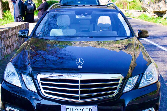 Private Transfer from Naples to Amalfi Coast or Vice Versa - Meeting your driver at four Naples pickup points