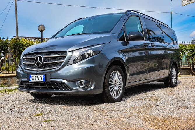 Private transfer from Naples to Sorrento or return - A simple arrival in Sorrento after Naples