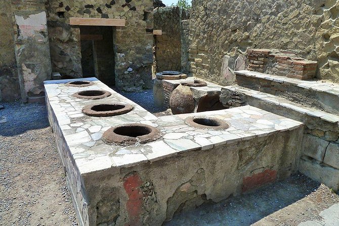 Private Transfer from Naples to Sorrento with Stop at Pompeii - Meeting your driver in Naples