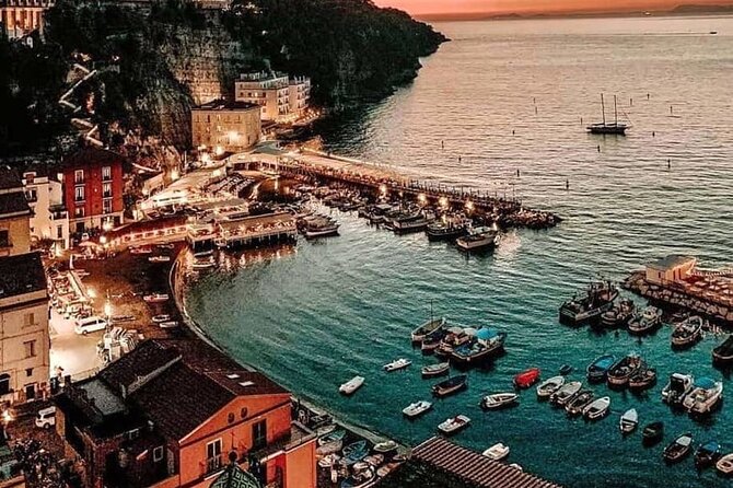 Private Transfer from Naples Train Station to Sorrento - Why private transport can be good value for a group