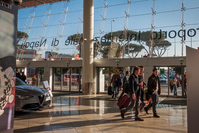 Private Transfer Naples City Centre (Airport, Hotel, Port, Train Station) - The drivers: friendly help is the strongest feature