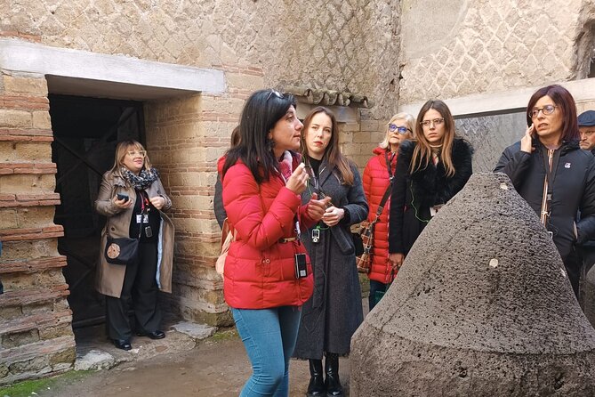 Private Walking Tour through the Historical City of Herculaneum - Why Herculaneum feels different from Pompeii