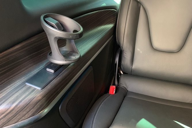PrivateTransfer NAPLES to POSITANO or vv (with Stop option in Pompeii ) - Key points at a glance