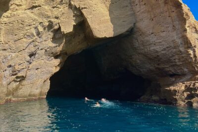 Procida Island Tour by Boat 2h 15m with Swimming and Underwater Photos