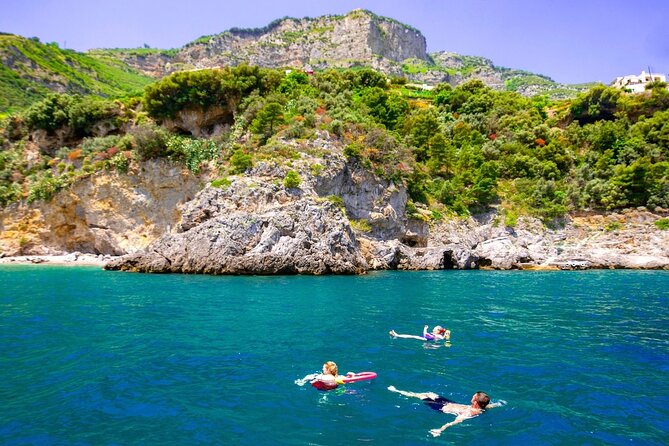 Procida Small Group Boat Tour from Ischia with Aperitif - Seeing Vivara, the wild islet beside Procida