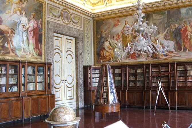 Royal Palace Of Caserta Small Group Tour - The group size and headset rule