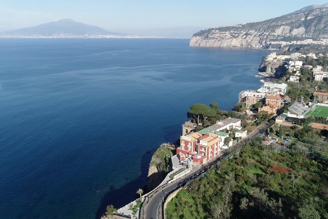 Shared Transfer from Naples Airport to Sorrento - Meeting your driver at Naples Airport