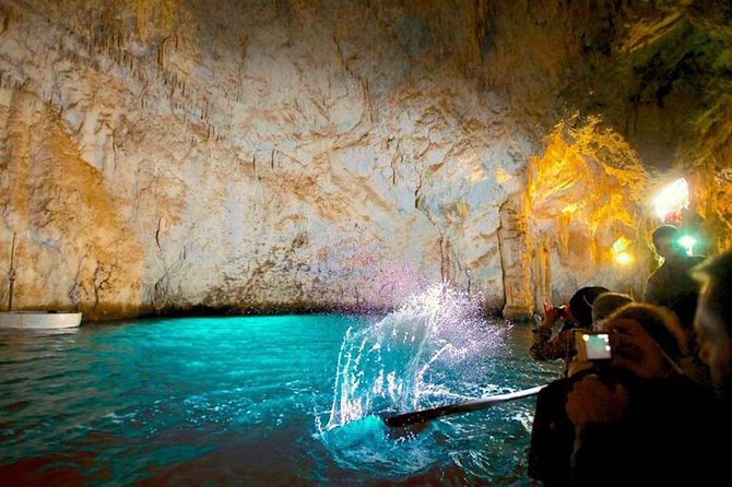 Shore tour of Ravello, Amalfi, Emerald Cave. - Key points at a glance