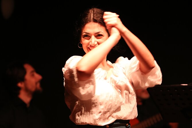 Show Songs Music and Neapolitan Dances with Tasting - Key points at a glance