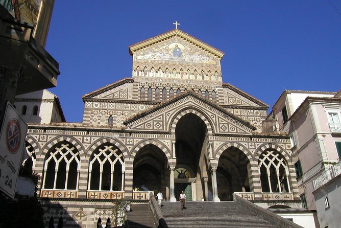 Sorrento, Positano, Amalfi and Ravello Tour from Naples - The road is part of the experience