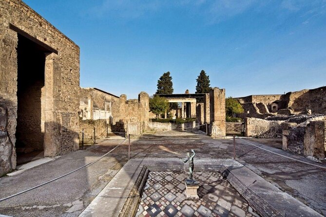 Sorrento private tour from Naples Train Station with Pompeii and Positano - Why this private Naples day works
