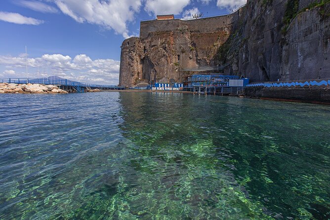 Sorrento Tour with Limoncello tasting from Naples - The lemon house in Meta
