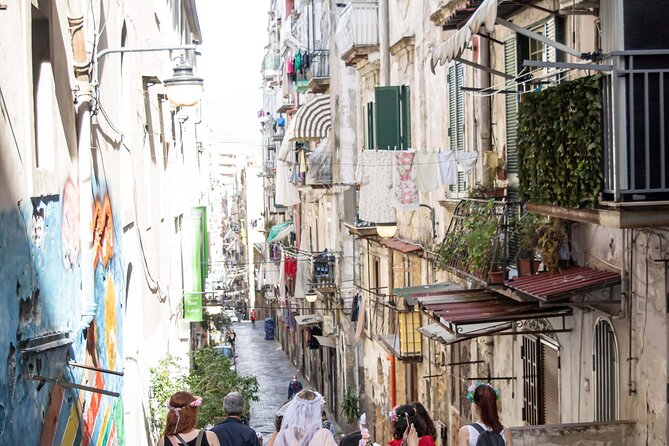 Spanish Quarter of Neaples StreetArt & Traditions, with coffee and babà - What the $45.66 price really covers