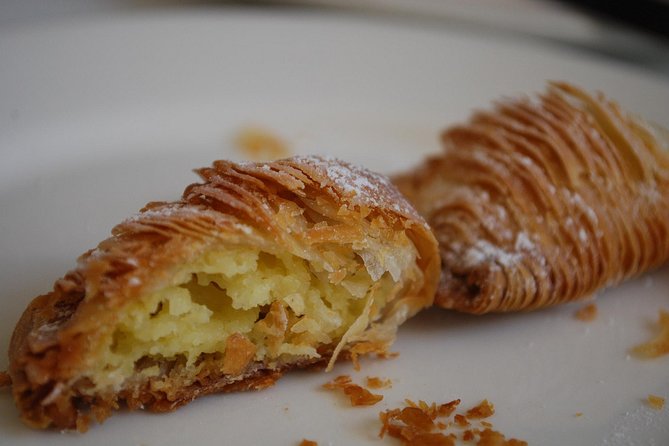 Street Food Tour in Naples - Walking Spaccanapoli with a local guide