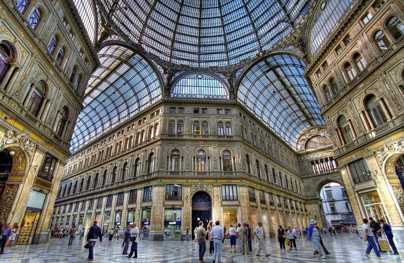The Naples Grand Tour of the City and Hidden Gems - Pignasecca and the taste of Naples