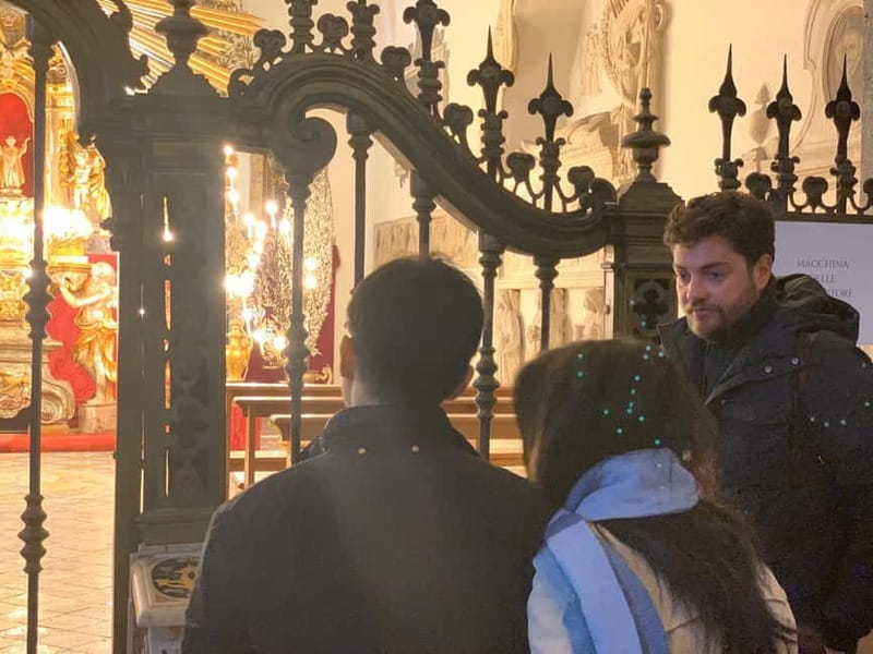 The Naples Grand Tour of the City and Hidden Gems - Via dei Tribunali and San Gregorio Armeno