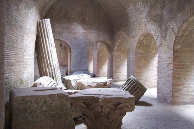 The Phlegrean Fields Discover the ruins of Baia, Cuma and Pozzuoli - Cuma and the uphill path to the acropolis