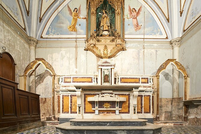The Skull with the Ears: the Cult of the Dead in the Church of S. Luciella - Why the skull with ears matters