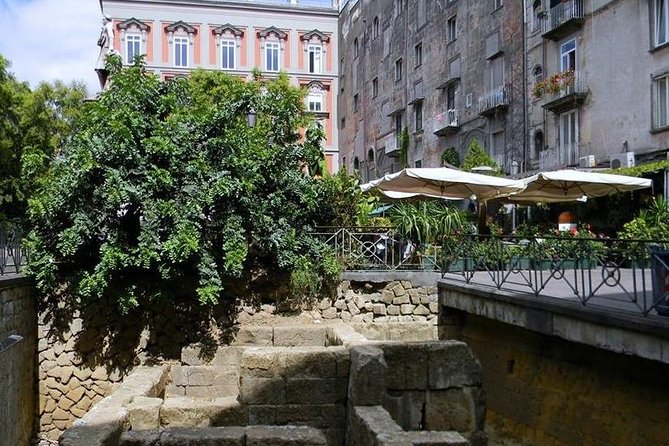 The soul and taste of Naples - Via Toledo and the Spanish Quarter