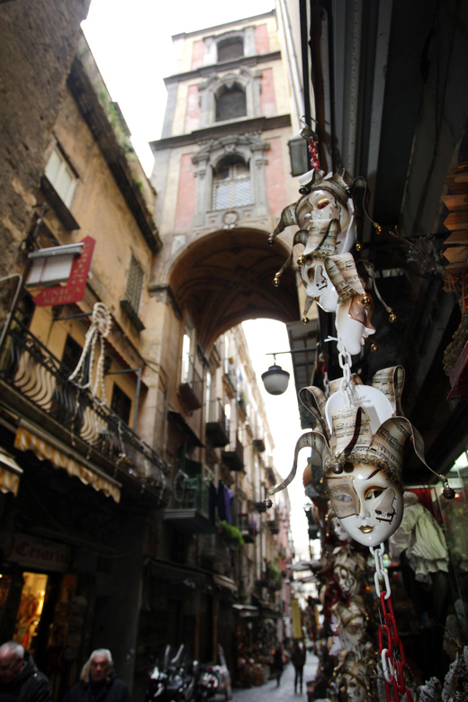 The Underground of Napoli: a Trip to the Hidden City - A coffee break before the city’s cult of the dead