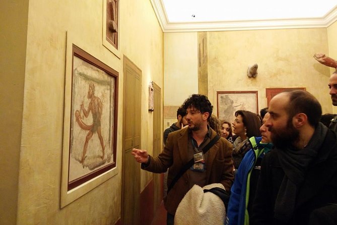 THE WONDERS OF ANTIQUES: The Archaeological Museum of Naples - Why this museum matters in Naples