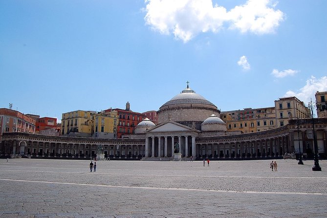 Tour Naples Historical Center and Underground Naples - Lunch and a second pause in the old center