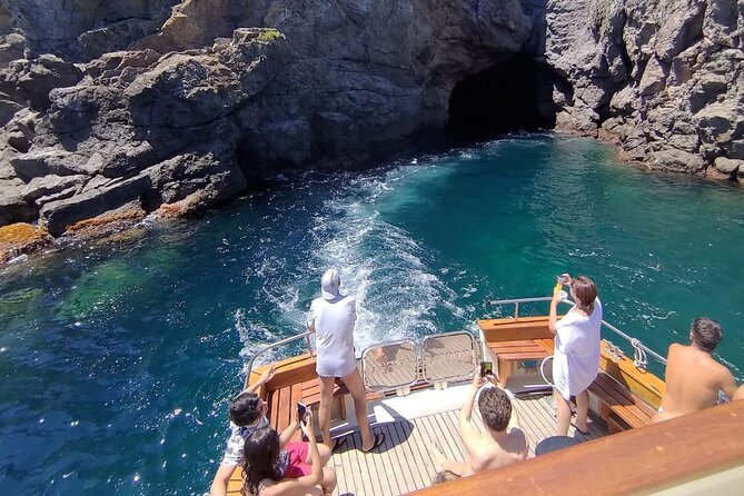 Tour of Ischia Island with Motor Yacht Rocca Corsa - What the Rocca Corsa is like for a long day