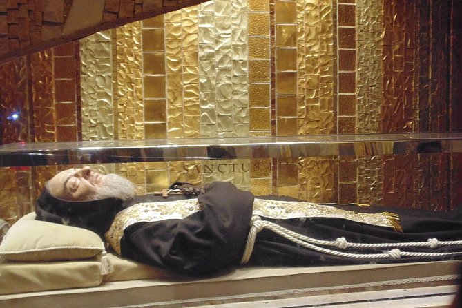 Tour Of Padre Pio: From Pietrelcina To San Giovanni Rotondo - Inside Padre Pio’s one-room birthplace