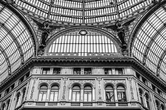 Tour of the Monumental Naples with an art expert - Under the glass roof of Umberto I Gallery