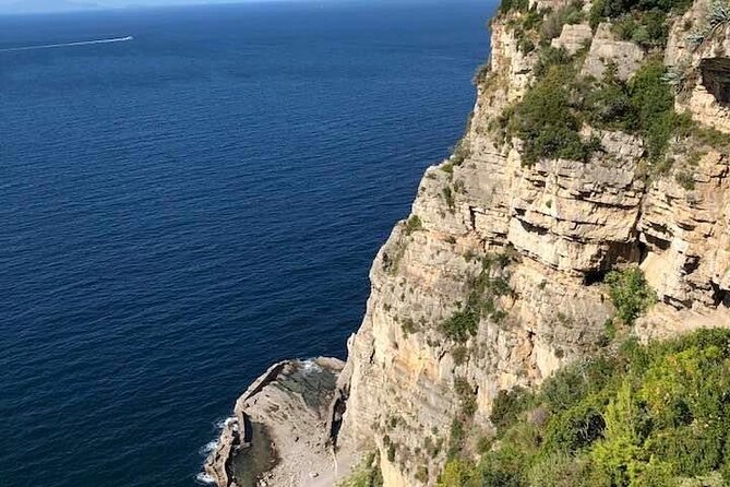 Transfer From Naples area to Amalfi Coast area and vice versa - Key points at a glance