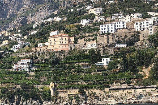 Transfer From Naples area to Amalfi Coast area and vice versa - Why a private transfer helps on this route