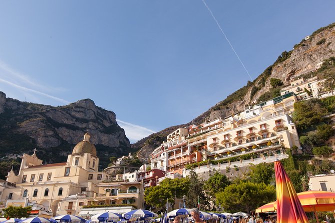 Transfer from Naples to Amalfi Coast or Return - The Mercedes ride and group size