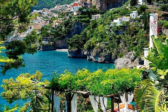 Transfer from Naples to Positano with a stop at Pompeii or Positano to Naples - The Naples pickup and private ride