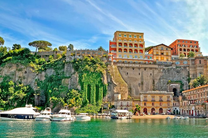 Transfer from Naples to Sorrento or viceversa - A direct ride between Naples and Sorrento